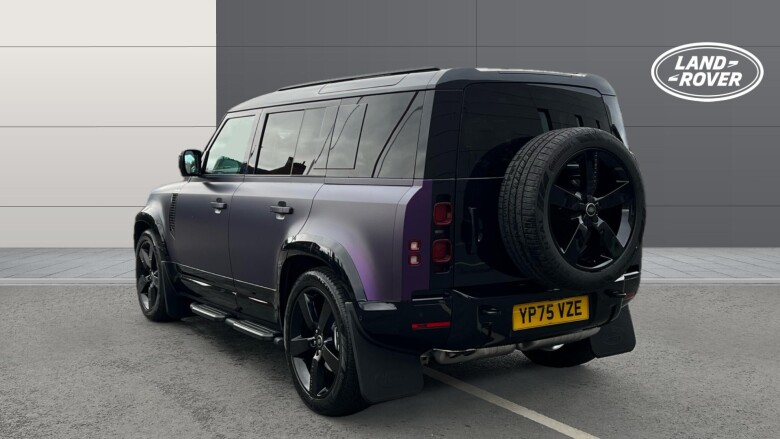 Land Rover Defender 3.0 D350 X-Dynamic SE 110 5dr Auto Diesel Estate